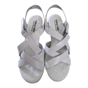 Walking Cradles Newton White Leather Strappy Sandal Size 10 EUC